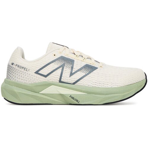 New Balance M fc propel Cene