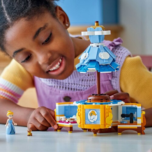 Lego Disney haljina Pepeljuge 43266 Slike