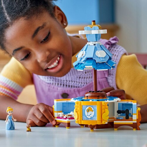 Lego LEGO&amp;reg; Disney - Pepeljugina haljina (43266) Slike