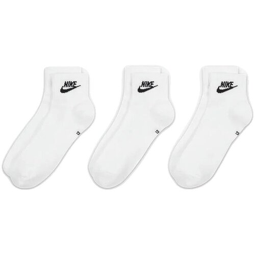 Nike &amp;Scaron;portne nogavice Chaussettes everyday essential trois paires Bela Slike