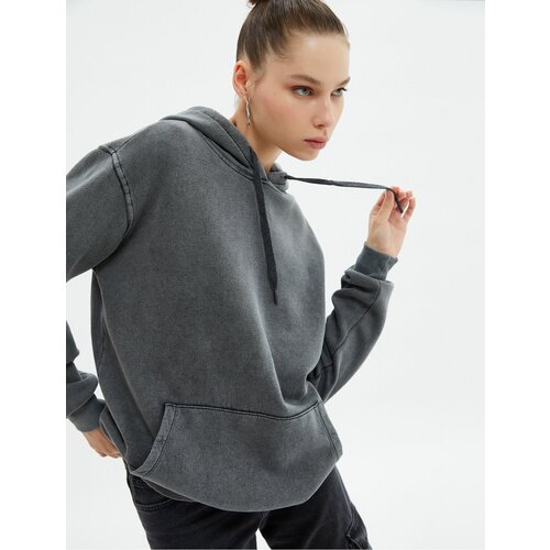 Koton Hooded Sweatshirt with Sharon Faded Effect Relaxed Cut Kangaroo With Pocket. Slike