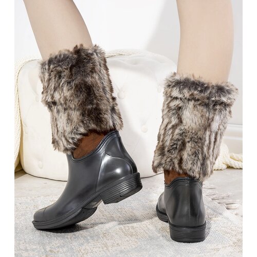 Gemre Black ankle boots with fur Corrales Cene