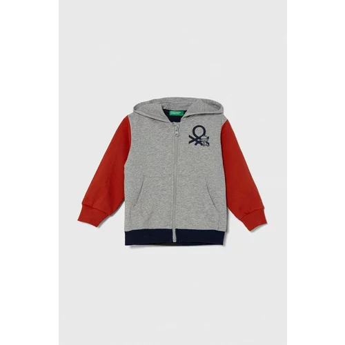 United Colors Of Benetton Otroški bombažen pulover siva barva, s kapuco