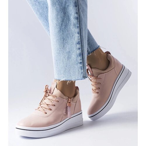 D/CEO White trainers Justar Cene