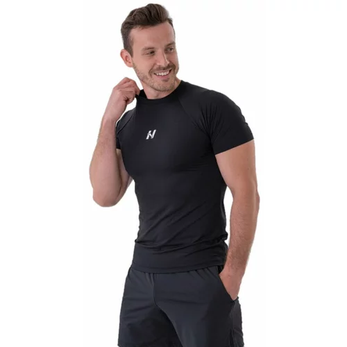 NEBBIA Functional Slim-fit T-shirt Black M
