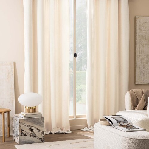 Douceur d int&amp;eacute;rieur Kremno bela boucl&amp;eacute; zavesa 140x260 cm Winona &amp;ndash; Slike