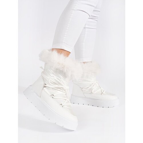 Shelvt White women's snow boots with fur on a thick sole Cene