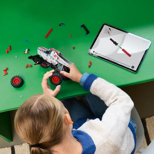 Lego Techic Monster Jam ThunderROARus vozilo na izvlačenje 42200 Slike