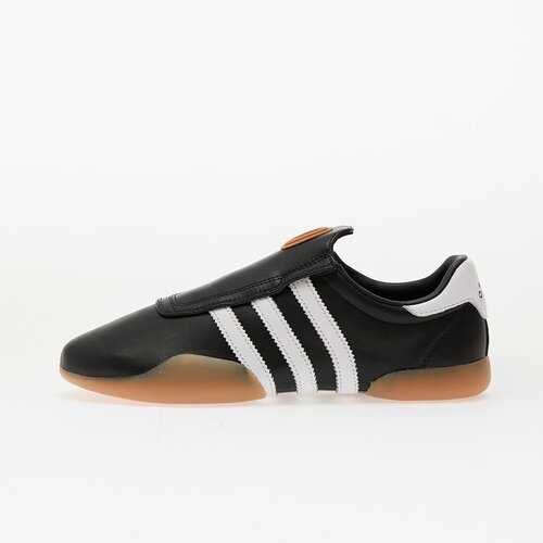 Adidas Sneakers Taekwondo Me Core Black/ Ftw White/ Gum2 EUR 38 2/3 Cene