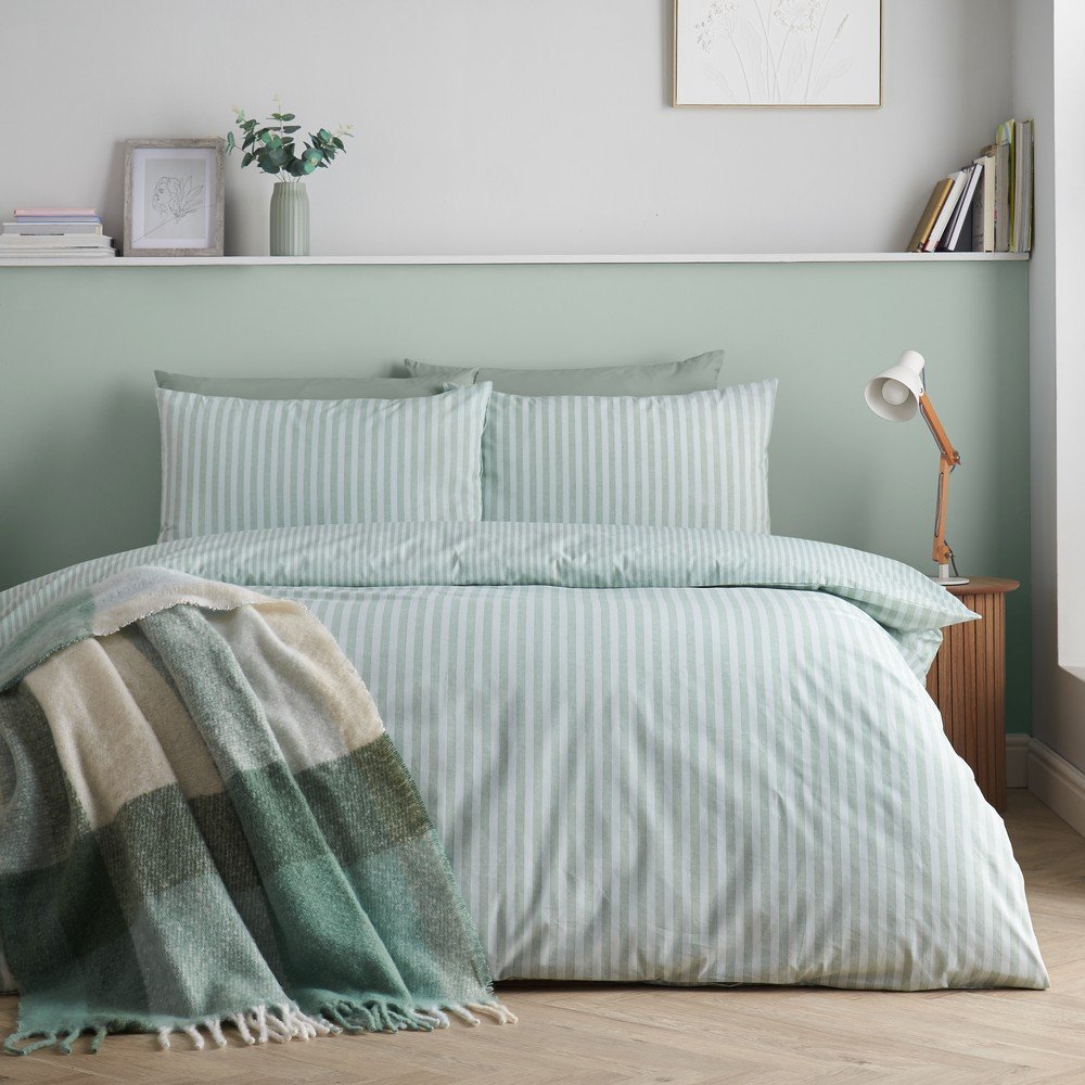 Catherine Lansfield Zelena enojna posteljnina 135x200 cm Epping Textured Stripe &amp;ndash; Slike