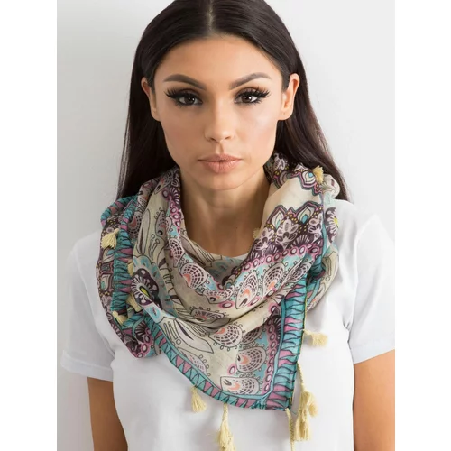 Fashion Hunters Light yellow scarf with an ethnic pattern