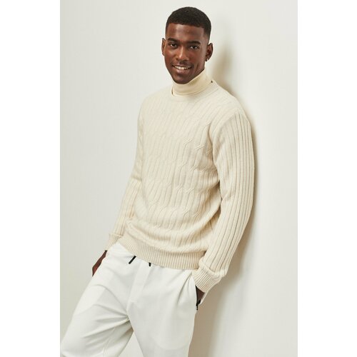 AC&Co / Altınyıldız Classics Men's Ecru Standard Fit Regular Cut Crew Neck Jacquard Wool Knitwear Sweater Slike