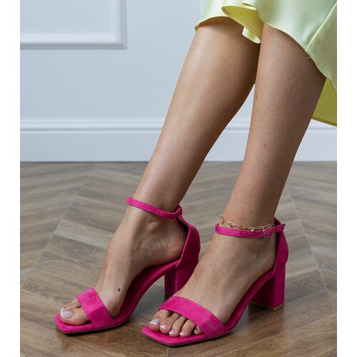 D/CEO Pink sandals with a strap and square toe on a block heel Ronas Cene