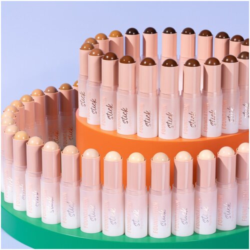 Essence Pudri &amp;amp; podlage Foundation Stick - 60 - Bež Slike
