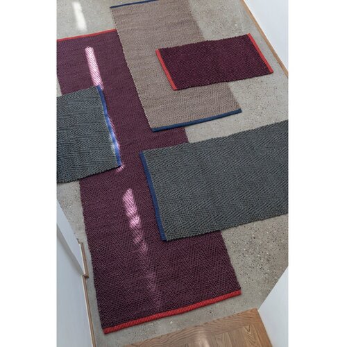 Mette Ditmer Denmark Temno zelen tekač iz jute 70x150 cm Notes &amp;ndash; Slike