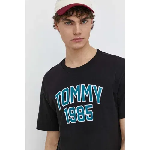 Tommy Jeans Bombažna kratka majica moška, črna barva, DM0DM18559