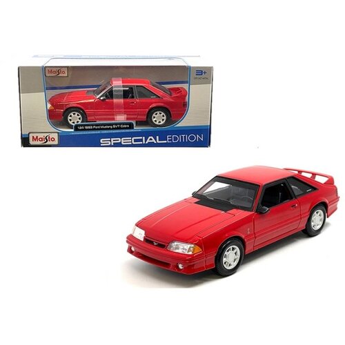 Maisto metalni model autica 1:24 1993 ford mustang svt cobra 32906 Cene