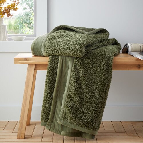 Catherine Lansfield Zelena odeja iz mikropliša 130x170 cm Velvet Boucle – Cene