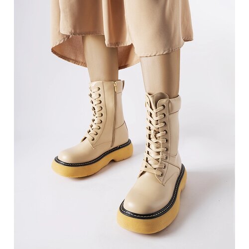 Gemre Beige insulated platform boots Davi Cene
