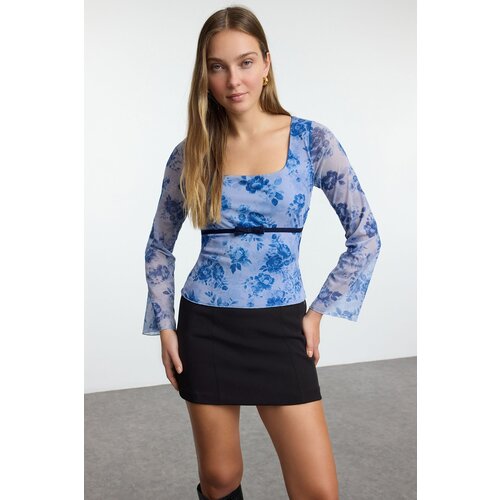 Trendyol Blue Floral Printed Tulle Bow Detailed Fitted Stretchy Knitted Blouse Slike