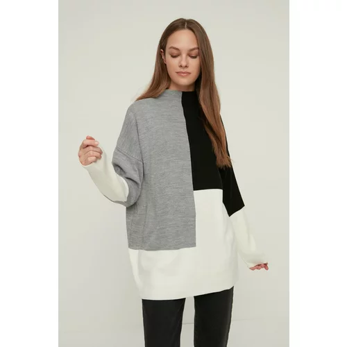 Trendyol Color Block Stand Up Collar Knitwear