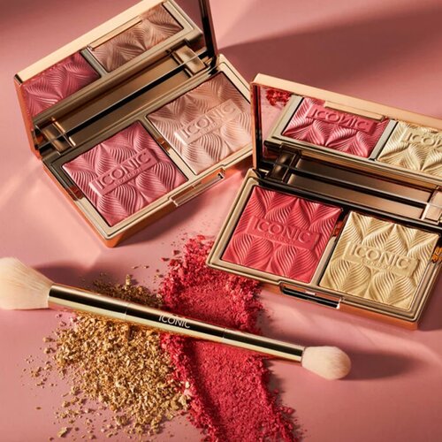 ICONIC London Highlight &amp;amp; Blush Brush obojestranski čopič za rdečilo in obrobljanje 1 kos Slike