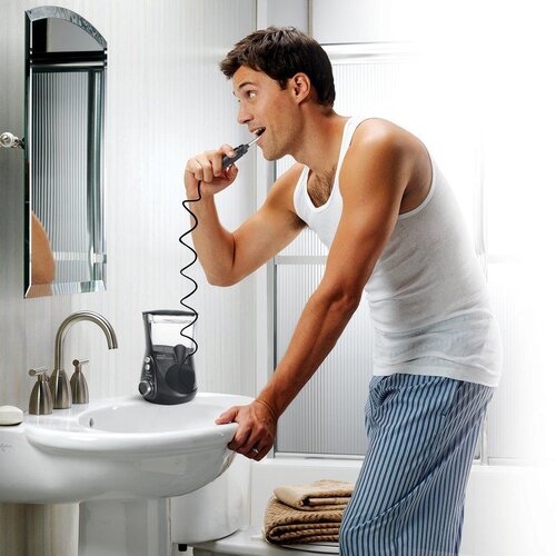 Waterpik oralni tu&amp;scaron; AQUARIUS PROFESSIONAL Black WP-672 Slike