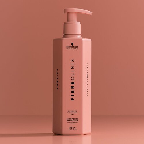 Schwarzkopf Professional Fibre Clinix Fortify Shampoo &amp;scaron;ampon za o&amp;scaron;tećenu i lomljivu kosu 300 ml Slike