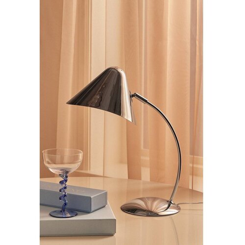 Ellos Home Željezna stolna lampa sa savitljivom konstrukcijom u sjajno srebrnoj boji (visina 40 cm) Nathan &amp;ndash; Slike