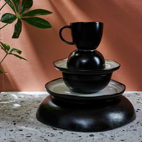 Salt&amp;amp;Pepper Črn/bež desertni krožnik iz kamenine &amp;oslash; 21,5 cm Lunar &amp;ndash; Slike