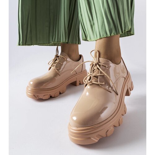 Gemre Beige patent leather shoes Kelly Cijene