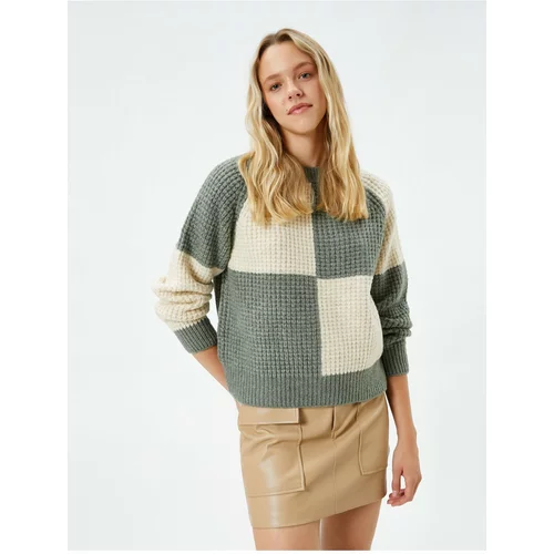 Koton Knitwear Sweater Color Block Round Neck Long Sleeve