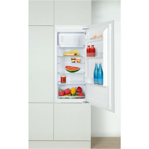 Amica ugradbeni kombinirani hladnjak BM210.4€ Cijene