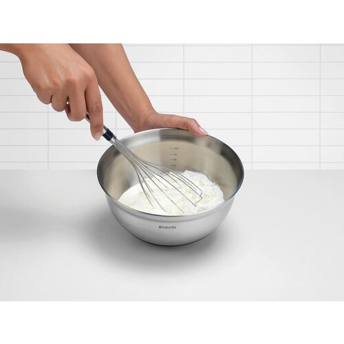 Brabantia Posoda za me&amp;scaron;anje iz jekla, brez leska - 1,6 L črna Slike