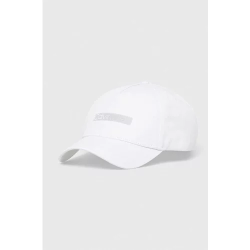 Calvin Klein Bombažna bejzbolska kapa bela barva
