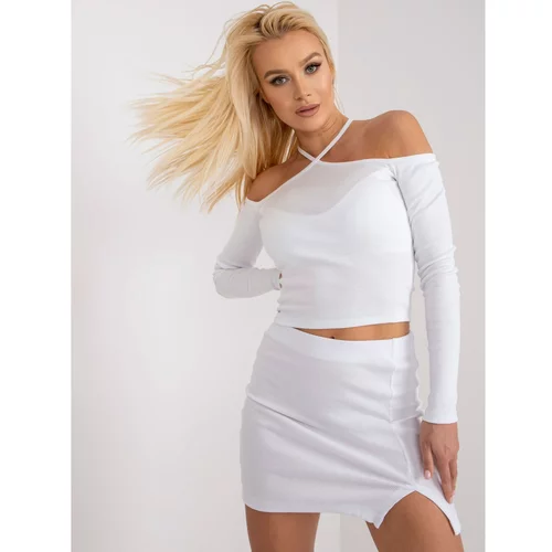 Fashion Hunters White ribbed mini skirt from Elvira RUE PARIS