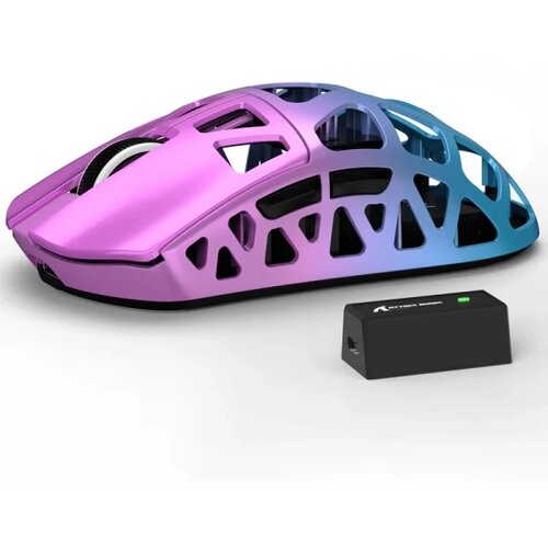 Attack Shark bežični gaming mi&amp;scaron; R3 PAW3395/Magnesium/Superlight/8KHz pooling/purple blue Slike