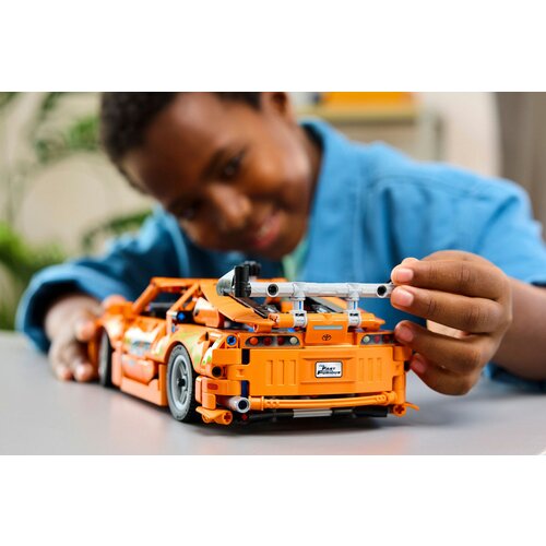 Lego technic - fast and furious toyota supra MK4 (42204) Slike