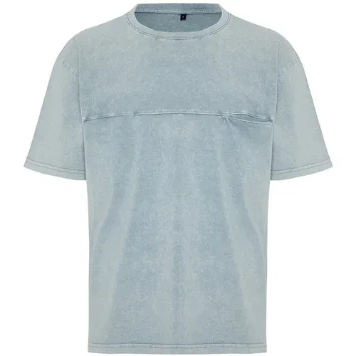 Trendyol Pale Blue Men's Relaxed/Comfortable Fit Vintage/Faded Effect Slit Pocket 100% Cotton T-Shirt