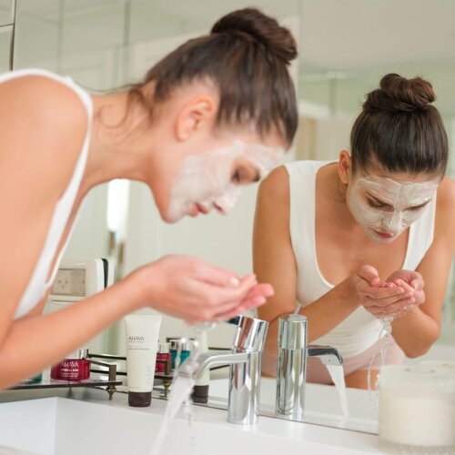 Ahava Clear Time To Clear nežen piling z minerali in blatom 100 ml za ženske Slike