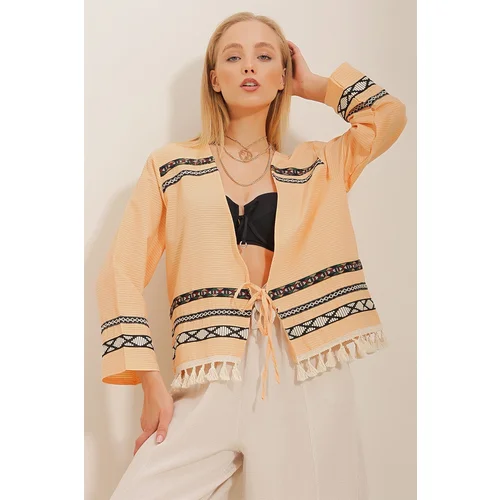 Trend Alaçatı Stili Women's Apricot Tassels Bordered Kimono Jacket