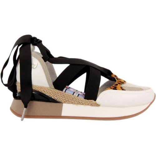 Gioseppo Sandali &amp;amp; Odprti čevlji SANDALIAS MUJER ESCAZU 65402 Bela Slike