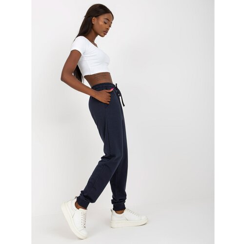 Fashion Hunters Basic navy blue sweatpants with pockets Slike