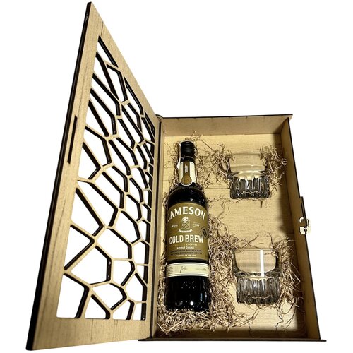 Jameson Cold Brew Gift Box 2 ča&amp;scaron;e - model saće Slike