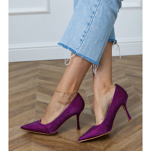 D/CEO Purple satin pumps with rhinestones Kortis Cene
