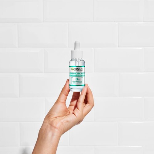 Garnier skin naturals hyaluronic aloe replumping super serum vlažilen serum za obraz 30 ml za ženske Slike