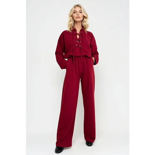 Trend Alaçatı Stili Women's Claret Red Crew Neck Bird Eye Detailed Two Yarn Sweat and Double Pocket Trouser Set