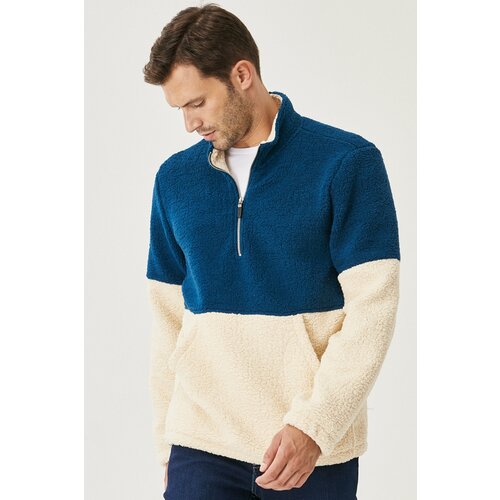 AC&Co / Altınyıldız Classics Men's Oil Tassel Standard Fit Bato Collar Kangaroo Pocket Double-Colored Sherpa Fleece Sweatshirt. Slike