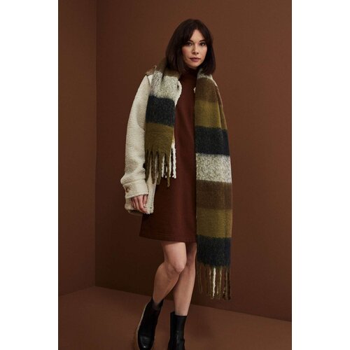 Marisse Striped scarf with fringes Slike