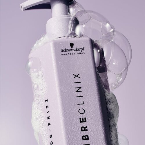 Schwarzkopf Professional Fibre Clinix De-Frizz Shampoo gladilni &amp;scaron;ampon za neobvladljive lase 300 ml Slike
